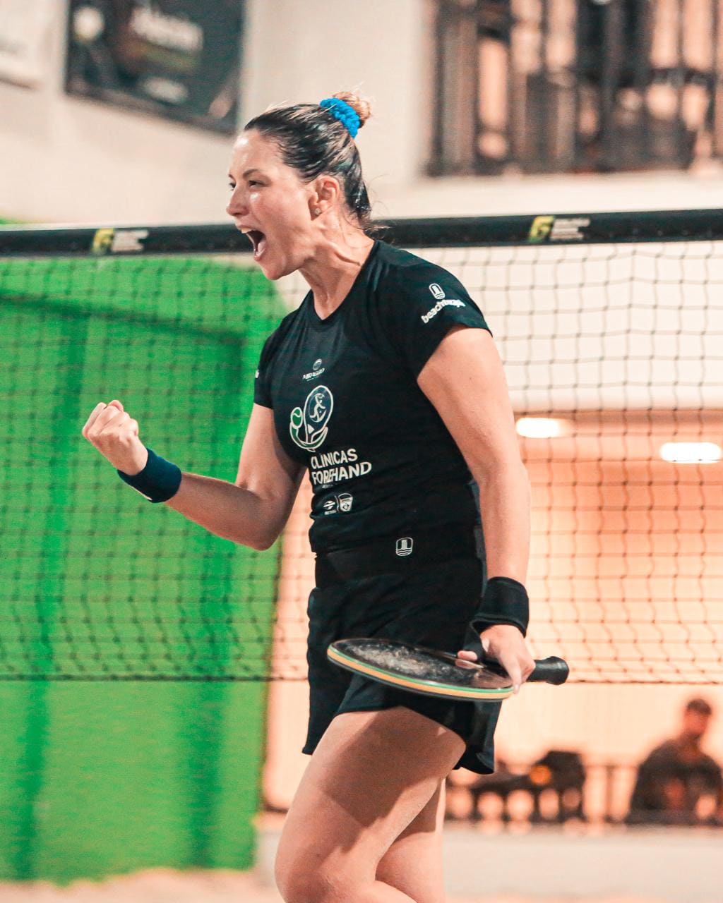 Dra. Agnella Massara e Forehand Beach Tennis
